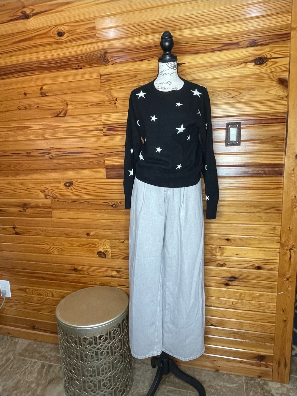 Aqua Black Star-Print Crew Neck Cashmere Sweater